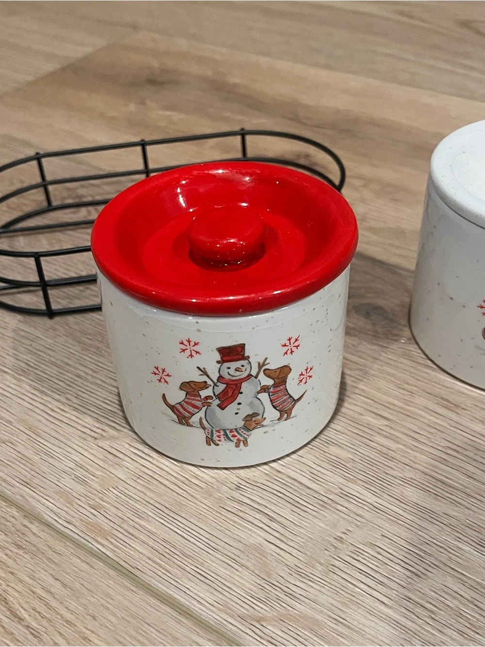 Peppermint & Pine White Ceramic Serving Bowls with lids and metal holder